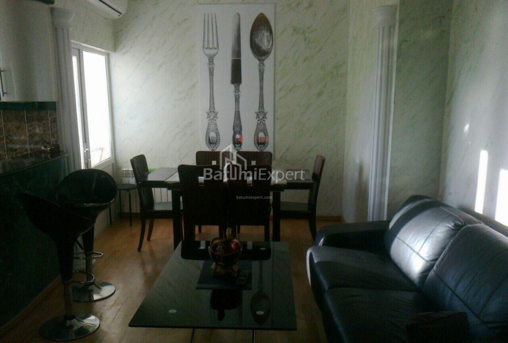 Mənzil 80 m² - Şalva İnasaridze, Batumi, Gürcüstan