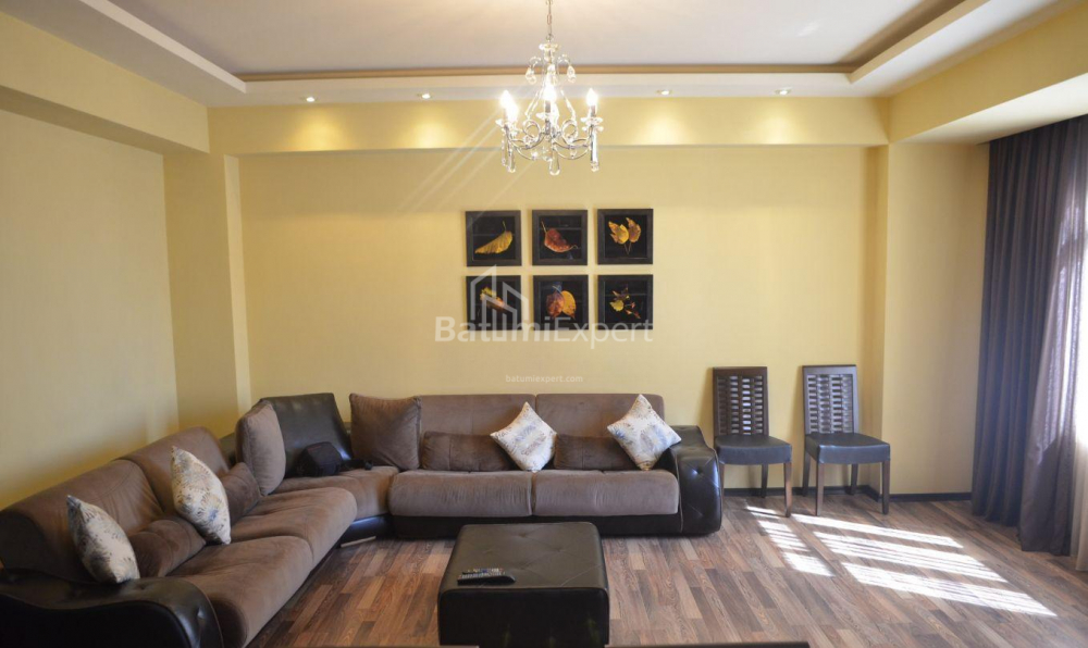 Mənzil 84 m² - İlya Çavçavadze, Batumi, Gürcüstan