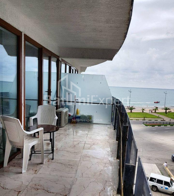 Mənzil 48 m² - Şerif Ximşiaşvili, Batumi, Gürcüstan
