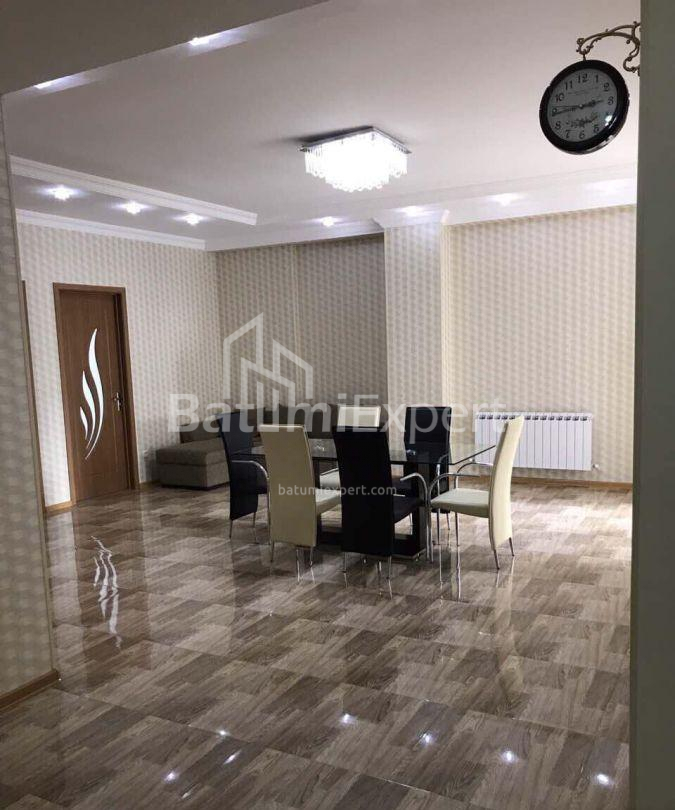 Mənzil 104 m² - Yurievskaya, Batumi, Gürcüstan