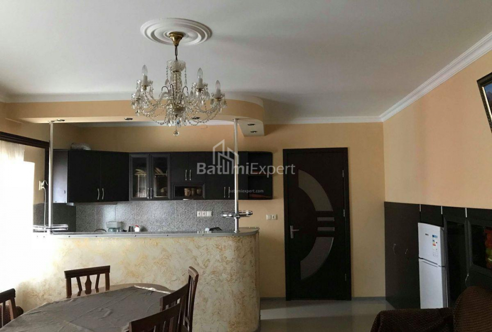Mənzil 68 m² - David Agmashenebli, Batumi, Gürcüstan