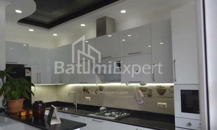 Mənzil 80 m² - İlya Çavçavadze, Batumi, Gürcüstan