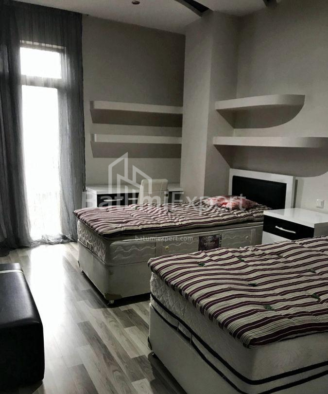 Mənzil 96 m² - Vaxtanq Qorqasali, Batumi, Gürcüstan