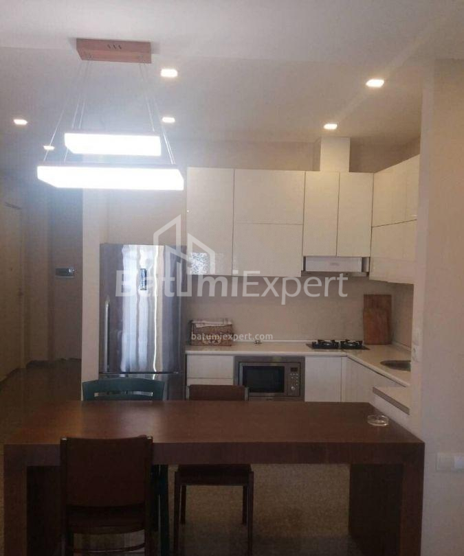 Mənzil 92 m² - Zuraba Qorqiladze, Batumi, Gürcüstan