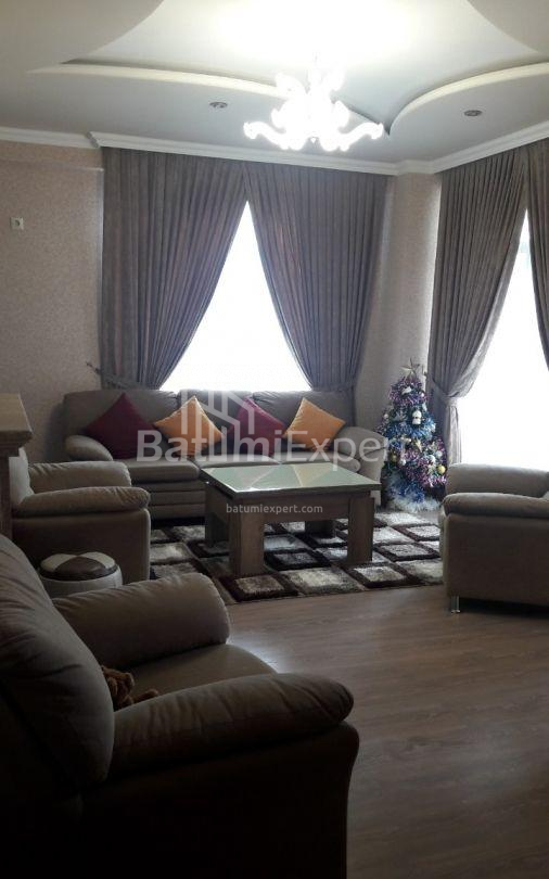 Mənzil 77 m² - David Agmashenebli, Batumi, Gürcüstan