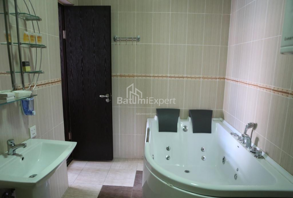 Mənzil 55 m² - General Aslan Abaşidze, Batumi, Gürcüstan