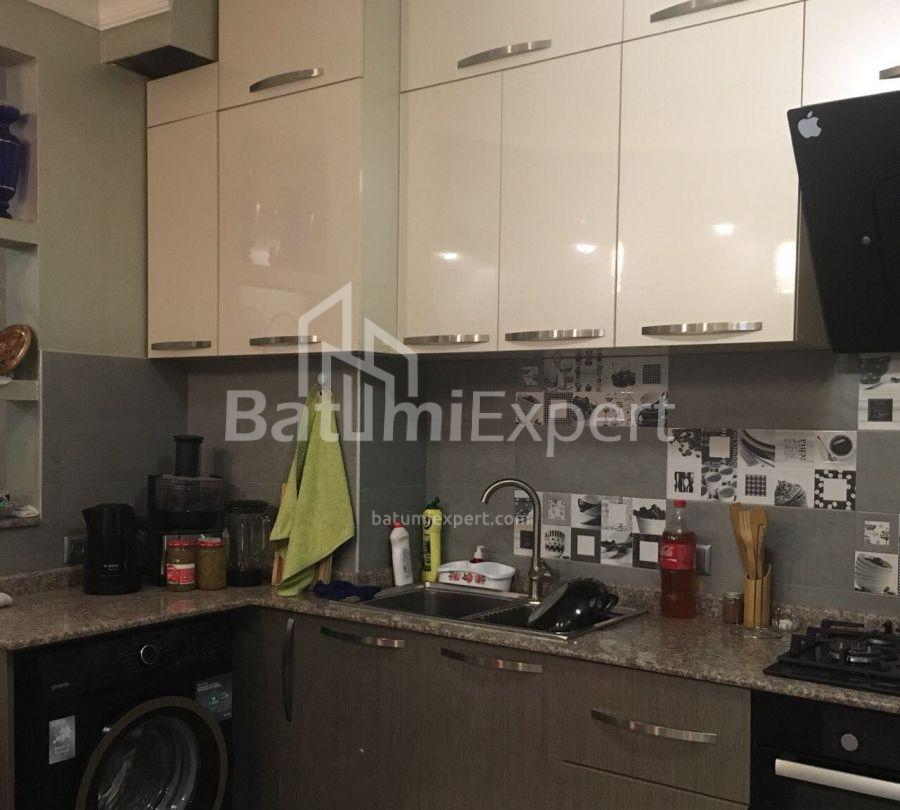 Mənzil 90 m² - Zuraba Qorqiladze, Batumi, Gürcüstan
