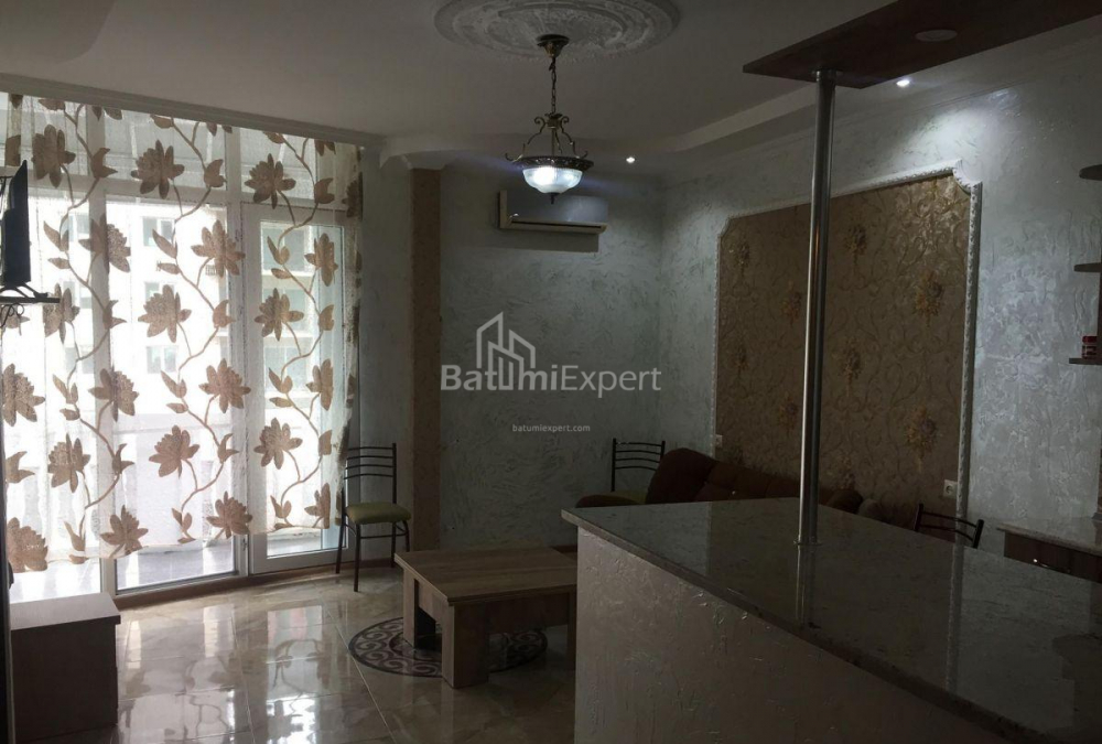 Mənzil 60 m² - Şerif Ximşiaşvili, Batumi, Gürcüstan