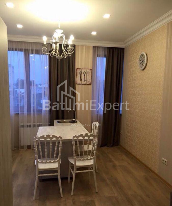 Mənzil 50 m² - Vaxtanq Qorqasali, Batumi, Gürcüstan