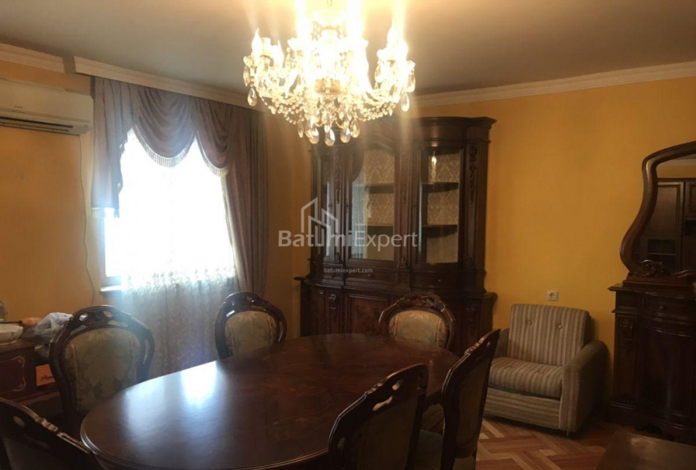 Mənzil 93 m² - Yurievskaya, Batumi, Gürcüstan