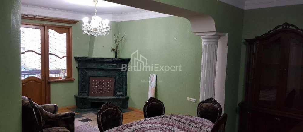 Mənzil 90 m² - Vaxtanq Qorqasali, Batumi, Gürcüstan