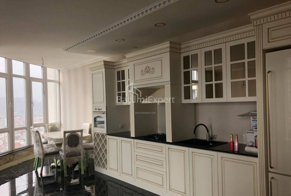 Mənzil 81 m² - Yurievskaya, Batumi, Gürcüstan