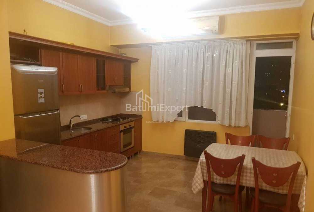 Mənzil 100 m² - Yurievskaya, Batumi, Gürcüstan