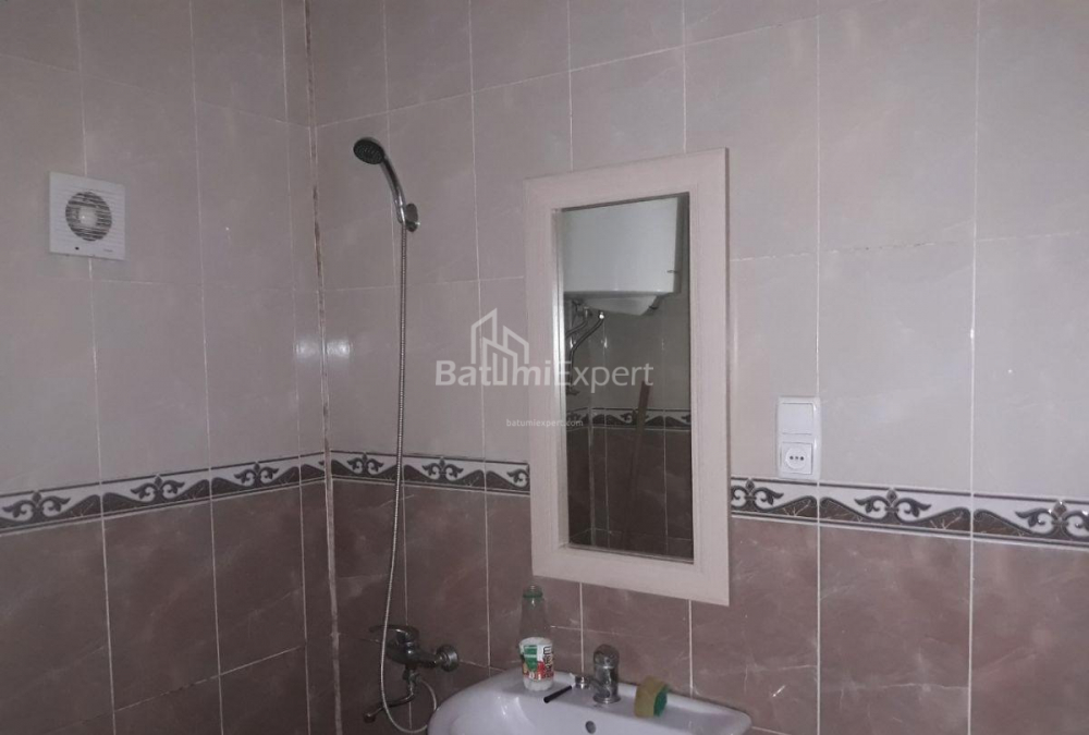 Mənzil 36 m² - Şerif Ximşiaşvili, Batumi, Gürcüstan