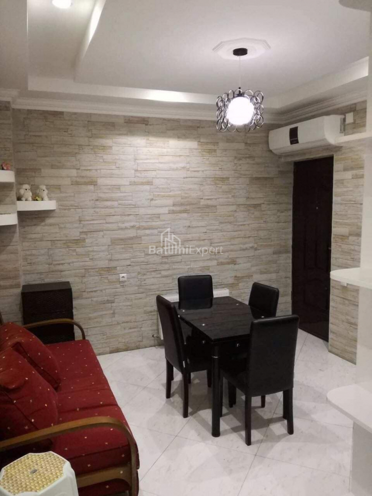 Mənzil 70 m² - Şerif Ximşiaşvili, Batumi, Gürcüstan