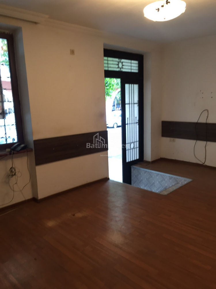 Ofis 30 m² - Vaja-Pşavela, Batumi, Gürcüstan