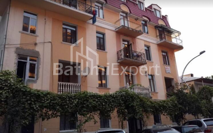 Mənzil 93 m² - Ekvtime Takaişvili, Batumi, Gürcüstan