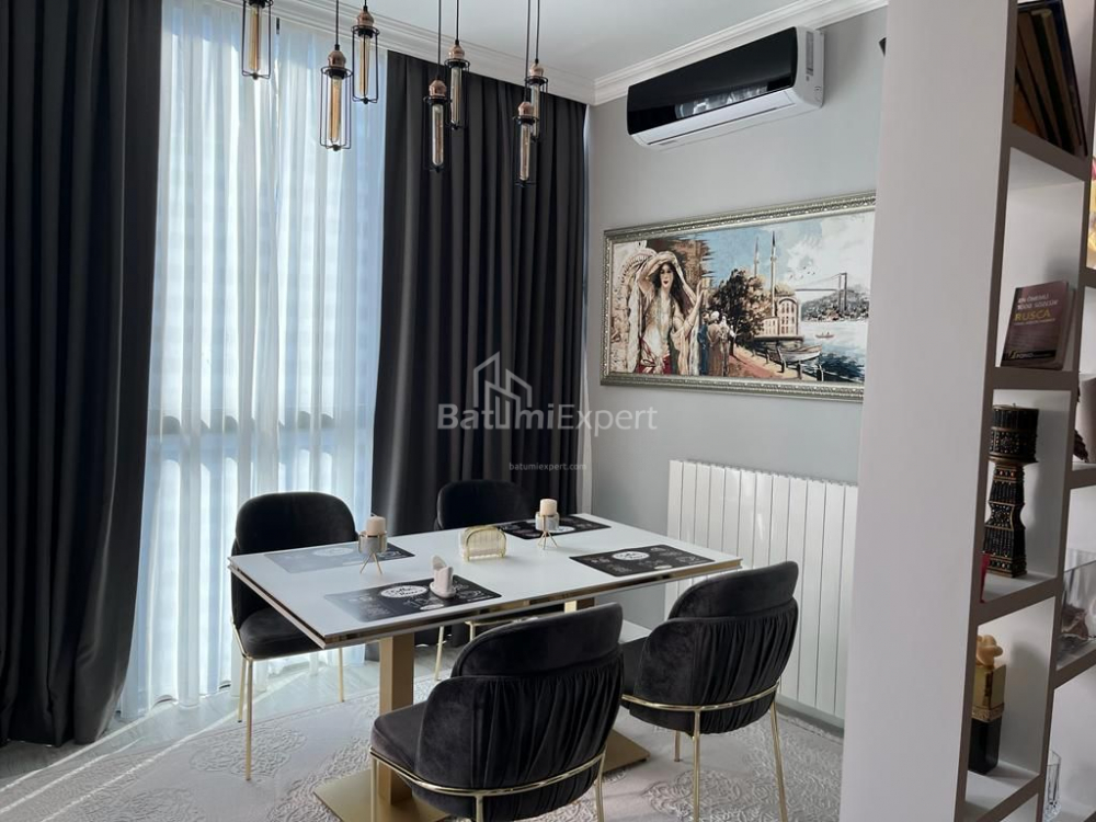 Mənzil 59 m² - Qəhrəmanlar Xiyabanı, Batumi, Gürcüstan