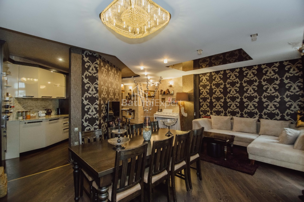 Mənzil 108 m² - Yusuf Kobaladze, Batumi, Gürcüstan