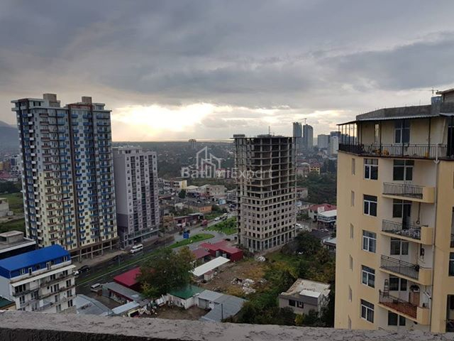 Mənzil 76.3 m² - David Agmashenebeli, Batumi, Gürcüstan