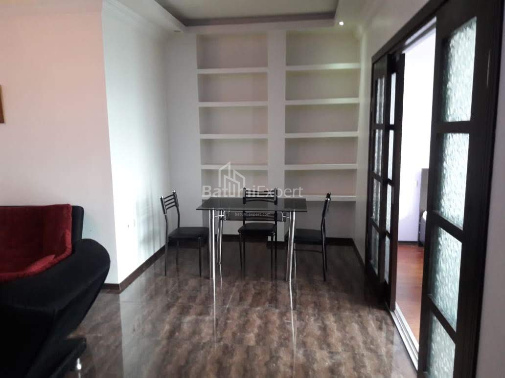 Mənzil 84 m² - Xaydarə Abaşidze, Batumi, Gürcüstan