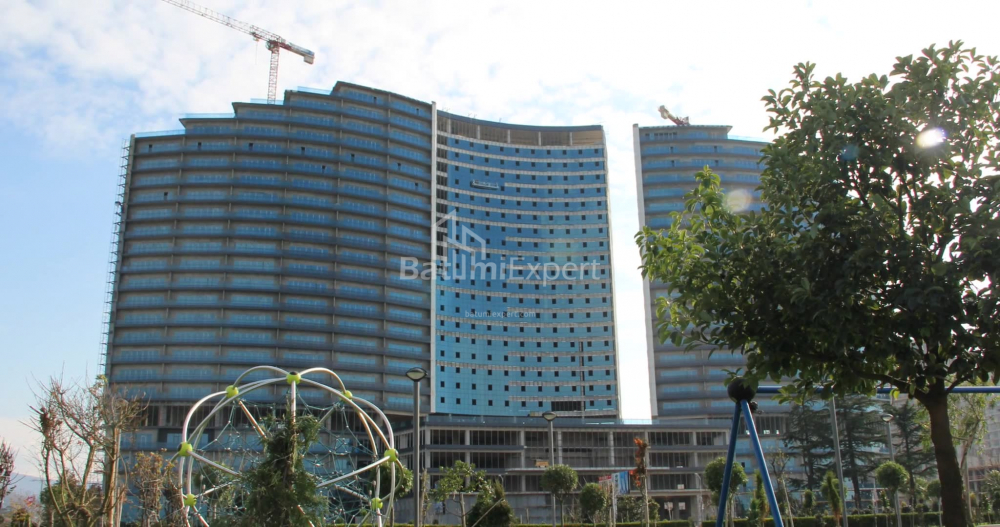 Mənzil 75.57 m² - Lech və Maria Kachinsky, Batumi, Gürcüstan