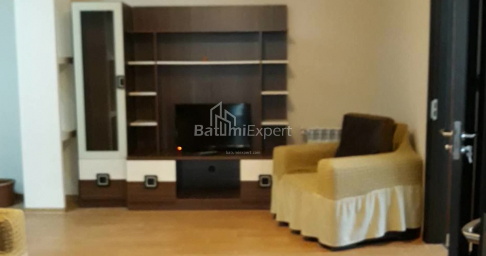 Mənzil 85 m² - Selima Ximşiaşvili, Batumi, Gürcüstan