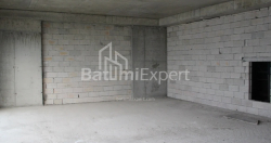 Mənzil 75.86 m² - Lech və Maria Kachinsky, Batumi, Gürcüstan