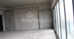 Mənzil 75.86 m² - Lech və Maria Kachinsky, Batumi, Gürcüstan