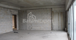 Mənzil 75.86 m² - Lech və Maria Kachinsky, Batumi, Gürcüstan