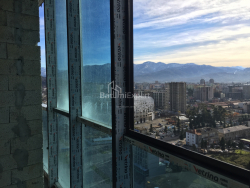 Mənzil 63.5 m² - Qəhrəmanlar Xiyabanı, Batumi, Gürcüstan