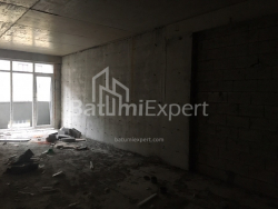 Mənzil 70.4 m² - Vaxtanq Qorqasali, Batumi, Gürcüstan