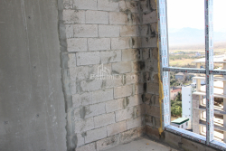 Tikilməkdə olan obyekt 70.5 m² - Lech və Maria Kachinsky, Batumi, Gürcüstan