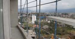 Tikilməkdə olan obyekt 35 m² - Lech və Maria Kachinsky, Batumi, Gürcüstan