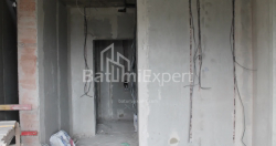 Tikilməkdə olan obyekt 30.7 m² - Lech və Maria Kachinsky, Batumi, Gürcüstan