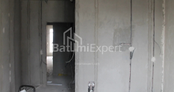 Tikilməkdə olan obyekt 28.1 m² - Lech və Maria Kachinsky, Batumi, Gürcüstan