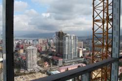 Tikilməkdə olan obyekt 35.2 m² - Qəhrəmanlar Xiyabanı, Batumi, Gürcüstan