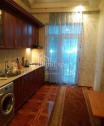 Mənzil 3-комн 100 m² - Şerif Ximşiaşvili, Batumi