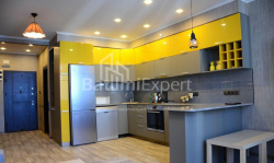 Mənzil 2-комн 82 m² - Niko Pirosmani, Batumi