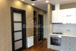 Mənzil 2-комн 60 m² - Niko Pirosmani, Batumi