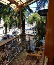 Mənzil 4-комн 300 m² - Kral Pərnavaz, Batumi