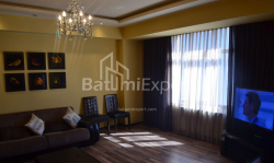 Mənzil 3-комн 84 m² - İlya Çavçavadze, Batumi