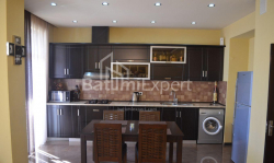 Mənzil 3-комн 84 m² - İlya Çavçavadze, Batumi