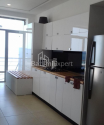 Mənzil 120 m² - Şerif Ximşiaşvili, Batumi, Gürcüstan