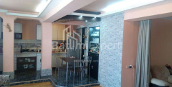 Mənzil 3-комн 100 m² - Zuraba Qorqiladze, Batumi