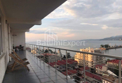 Mənzil 3-комн 160 m² - İlya Çavçavadze, Batumi