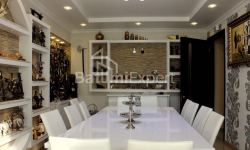 Mənzil 5-комн 160 m² - İlya Çavçavadze, Batumi