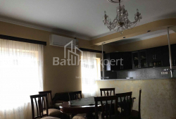 Mənzil 68 m² - David Agmashenebli, Batumi, Gürcüstan