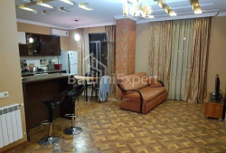 Mənzil 3-комн 75 m² - Vaxtanq Qorqasali, Batumi