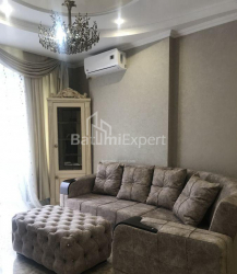 Mənzil 2-комн 39 m² - Niko Pirosmani, Batumi